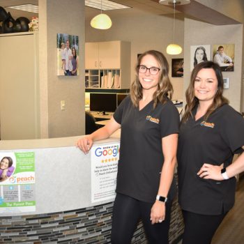 peach-team-front-desk